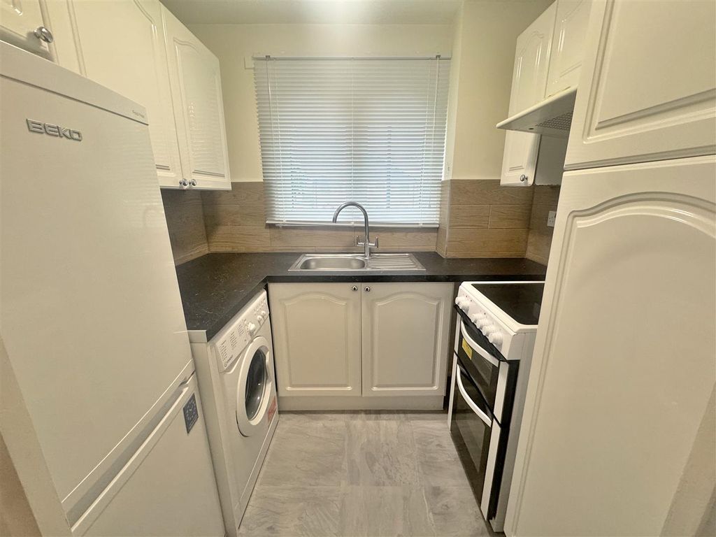 Property photo 2 of 5 Img_9436.Jpg