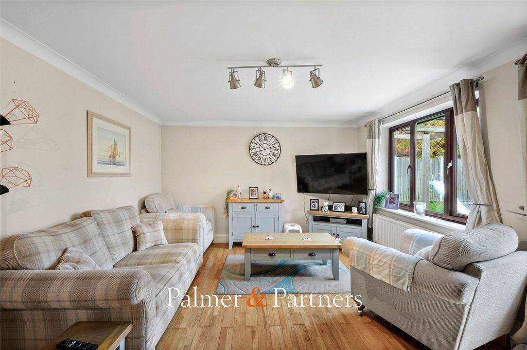 Property photo 3 of 20 Picture No. 08