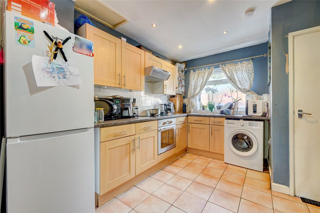 Property photo 3 of 17 Picture No. 04