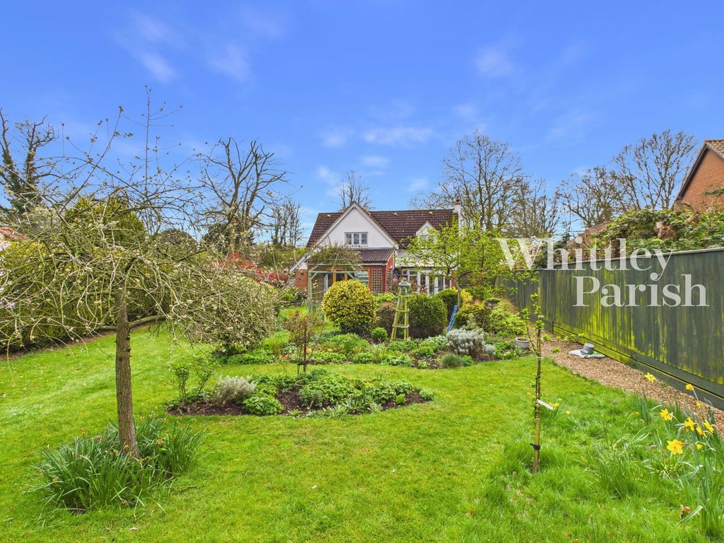 Property photo 3 of 27