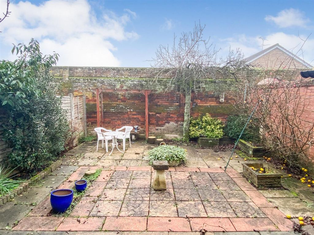 Property photo 2 of 13 Img_8088.Jpg