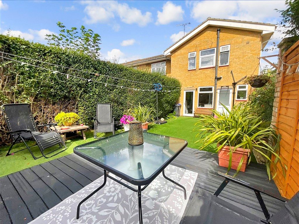 Property photo 1 of 16 Garden