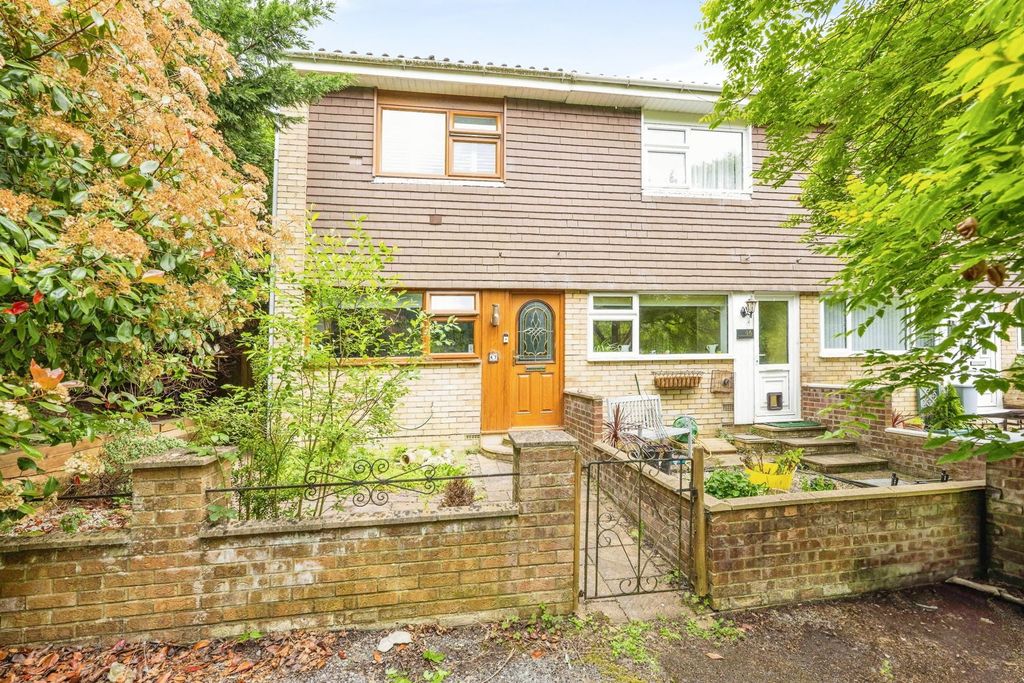 Property photo 1 of 18