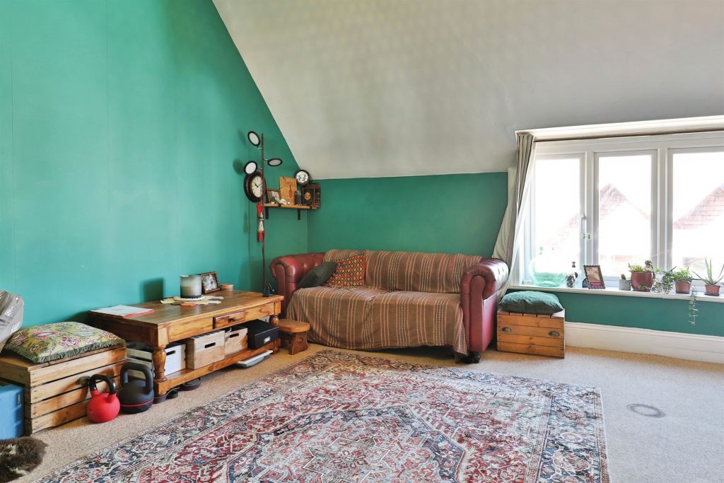 Property photo 3 of 20