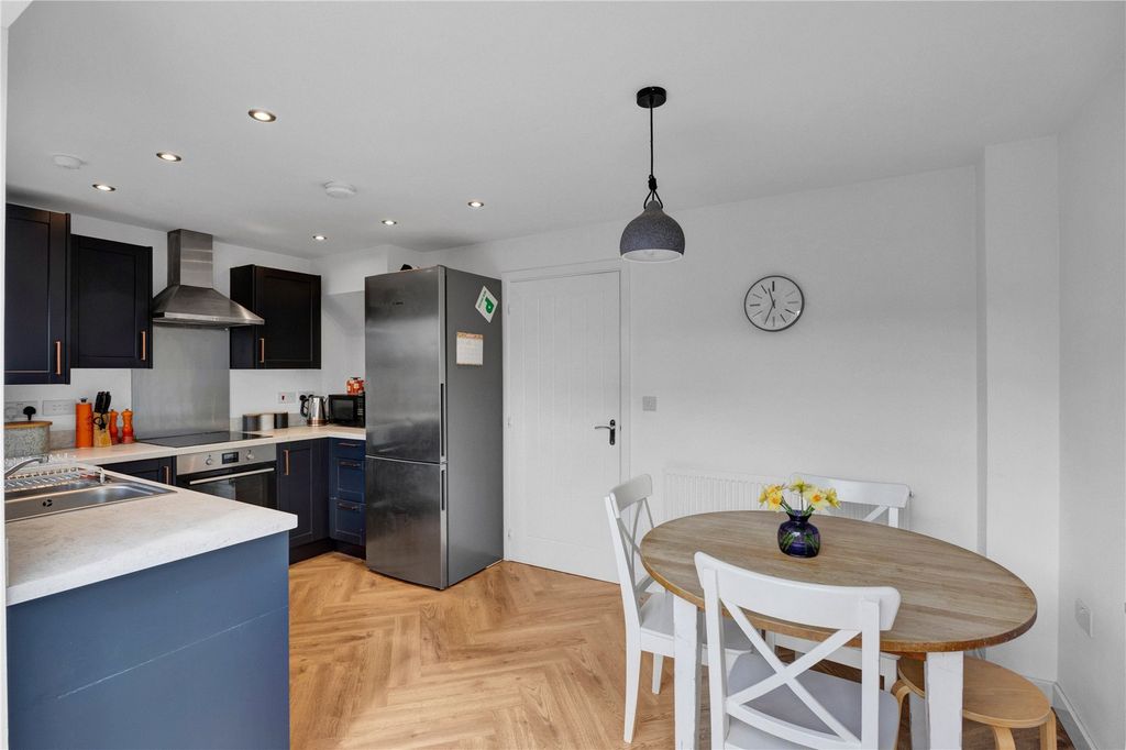 Property photo 3 of 18 Picture No. 08