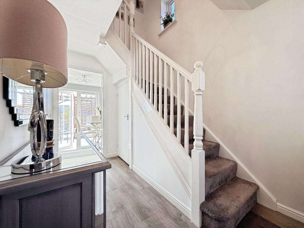 Property photo 3 of 32 4408494