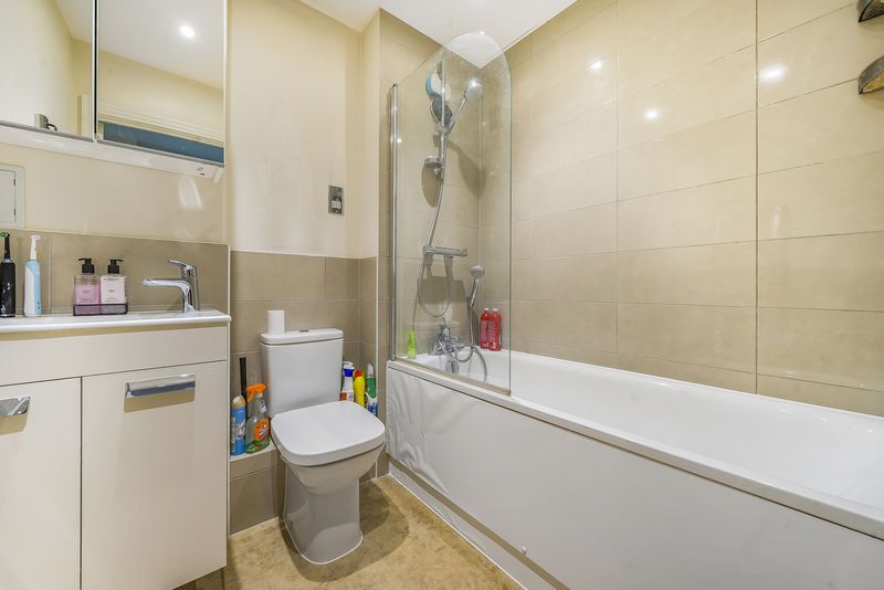 Property photo 3 of 13 Bathroom