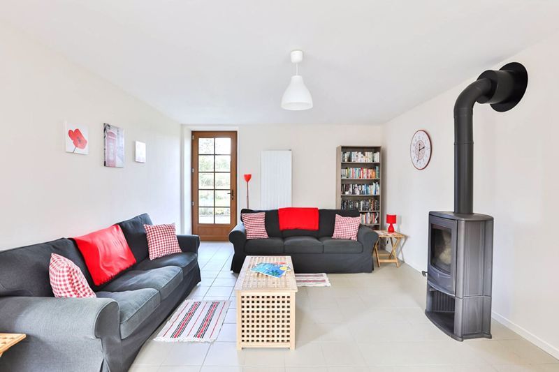 Property photo 3 of 18 Photo 2