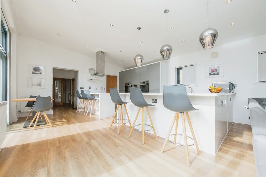 Additional image 6 of 6 bed detached house for saleDunwich Close, Ipswich IP3