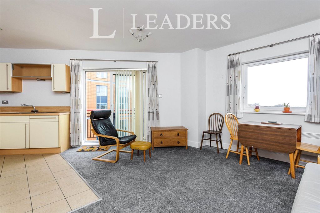 Property photo 2 of 11 Picture No. 02