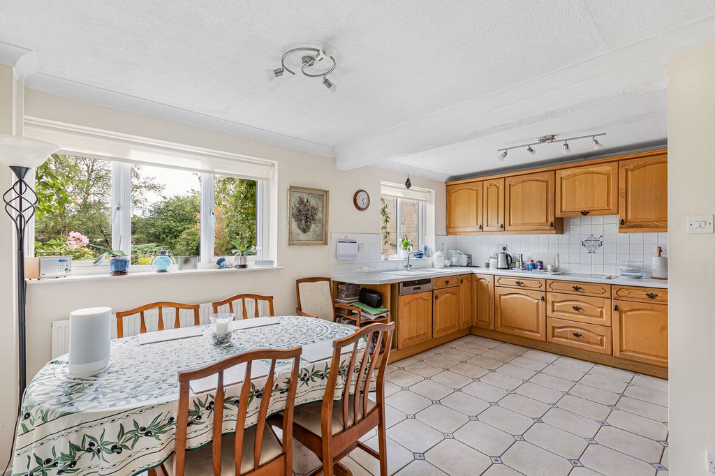 Property photo 3 of 22 Kitchen Diner
