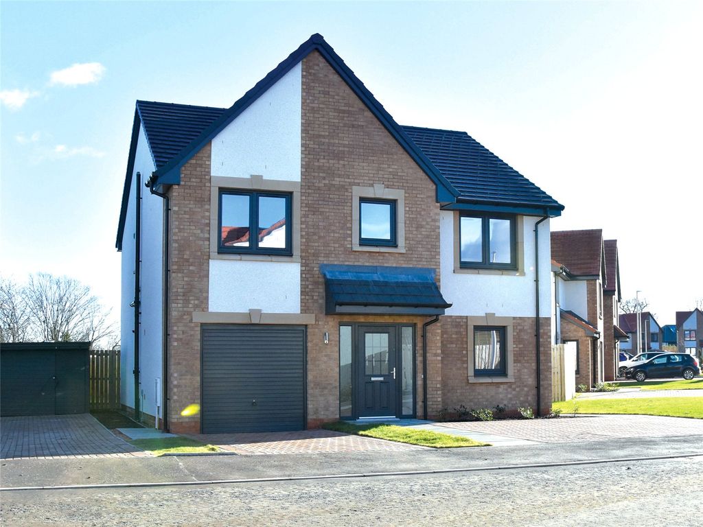 Property photo 1 of 8 External