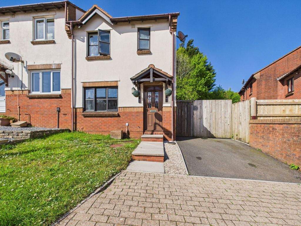 Property photo 2 of 15