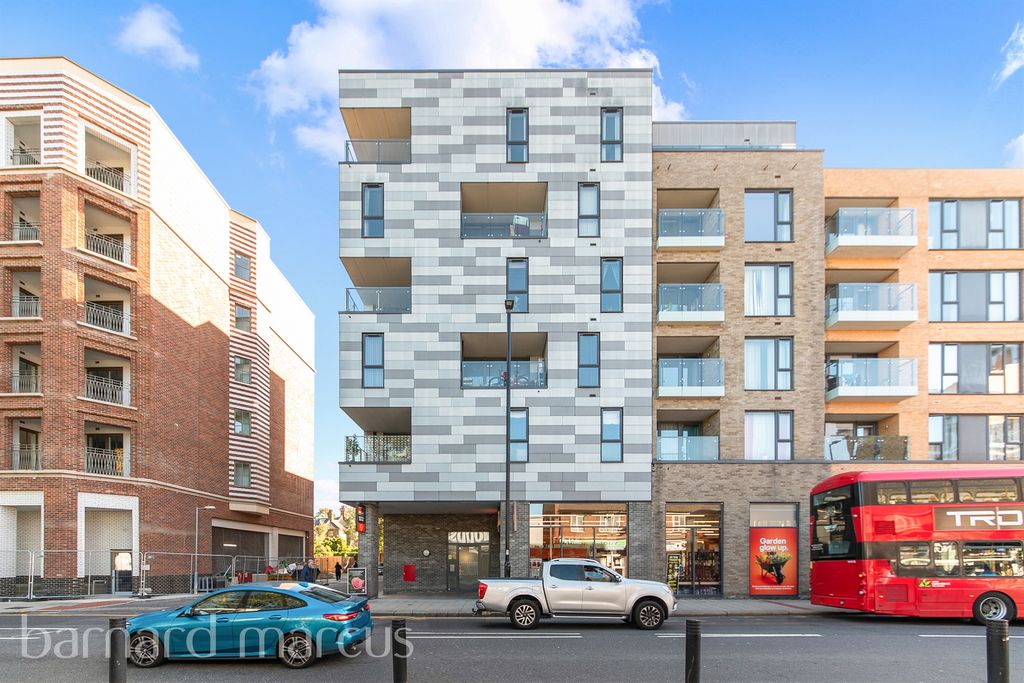 Property photo 1 of 9