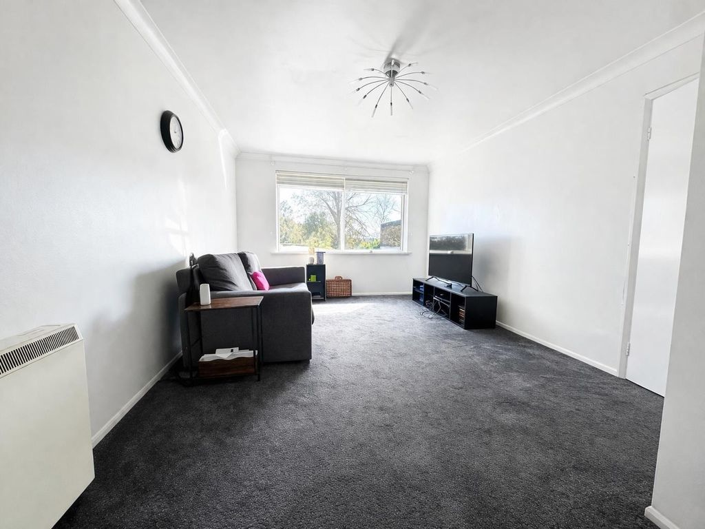 Property photo 2 of 6 40B7D85A-Cb90-4E16-Bef4-A236378C0Eb9.Png