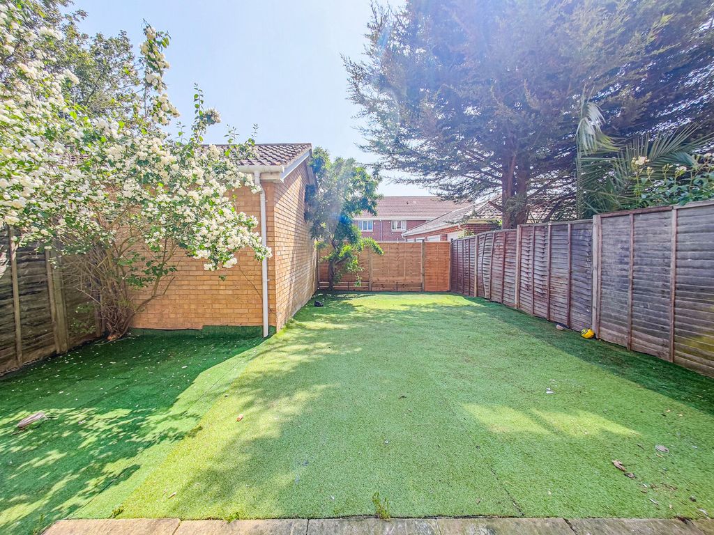 Property photo 3 of 16 Photo 9