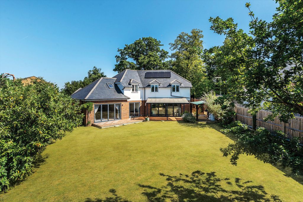 Property photo 1 of 16 Image