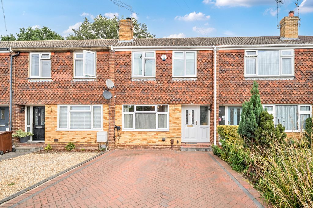 Property photo 1 of 18