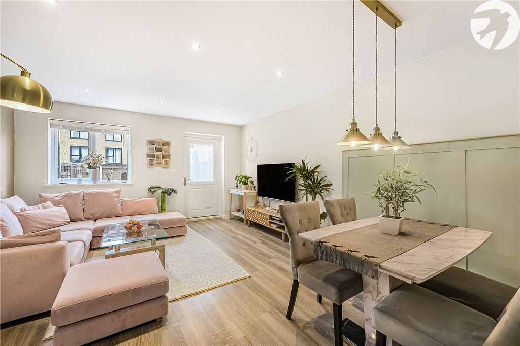 Property photo 2 of 24 Living Area