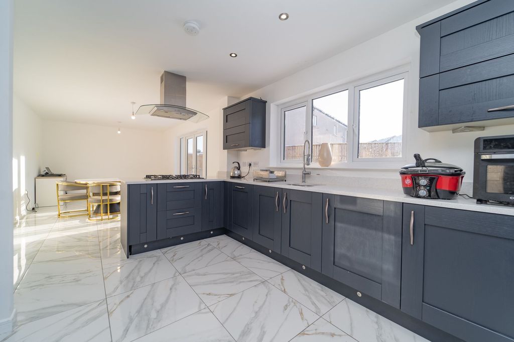 Additional image 7 of 5 bed detached house for saleEast Cairn View, Murieston, Livingston EH54