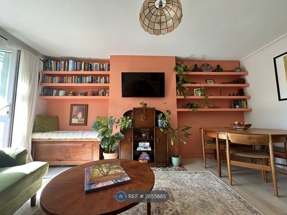 Property photo 3 of 25