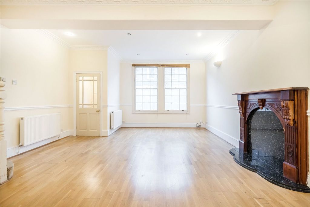 Property photo 2 of 18 Picture No. 02