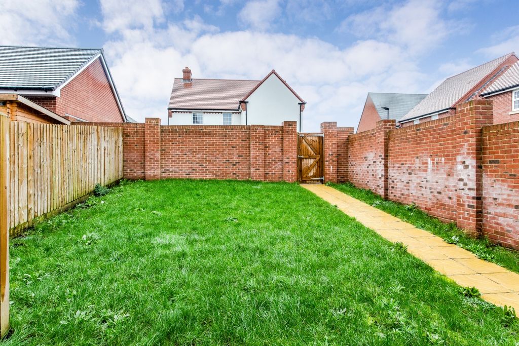 Property photo 3 of 16 Image