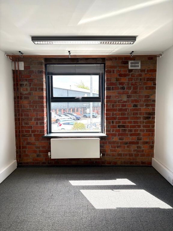 Property photo 1 of 2 MX 107