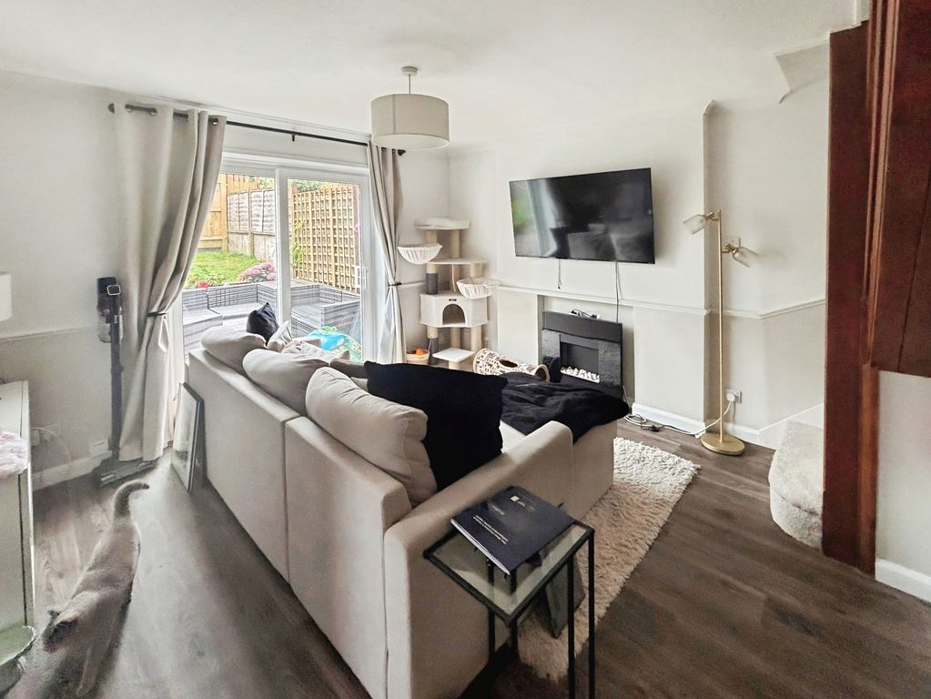 Property photo 2 of 25 Pbox-Img.Jpg
