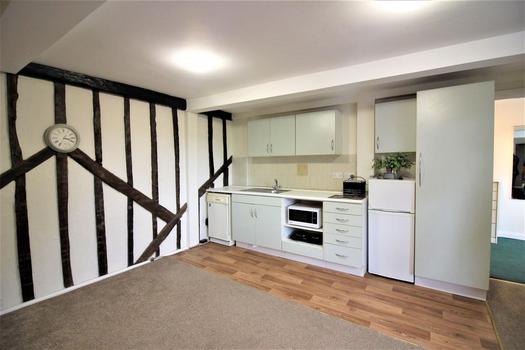 Property photo 2 of 8 Open Plan Living