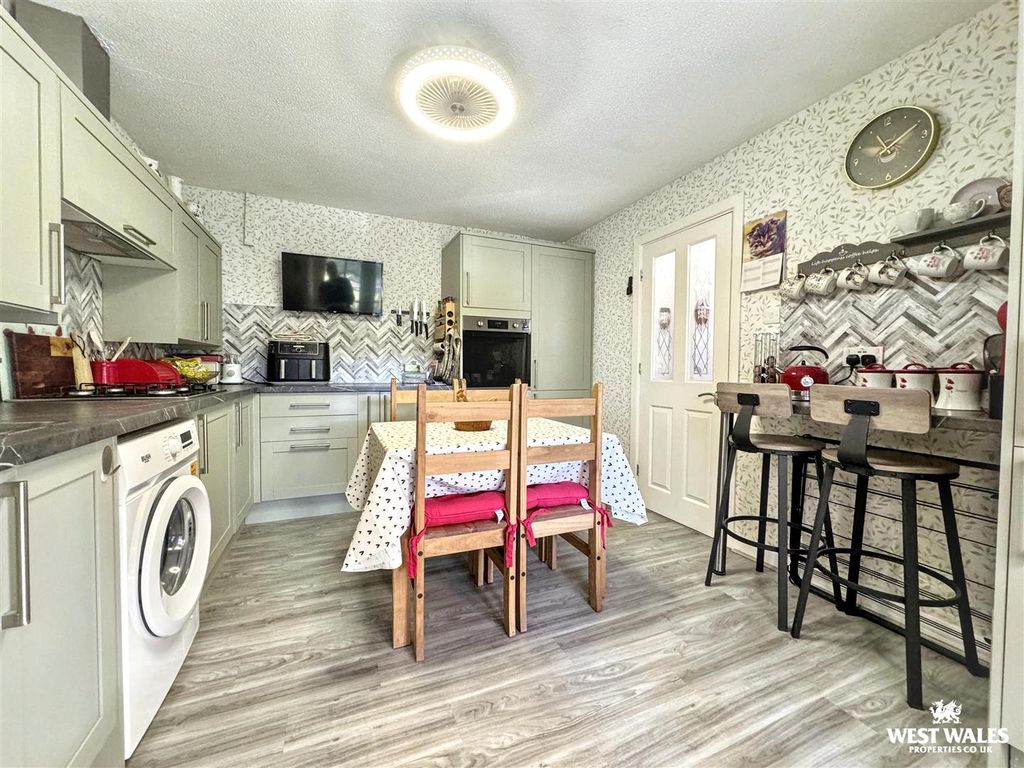 Property photo 3 of 24 Img_0888.Jpg