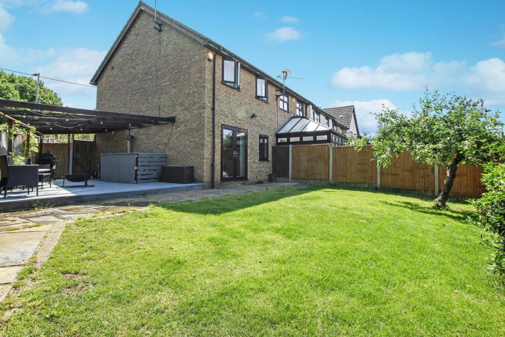 Property photo 2 of 14