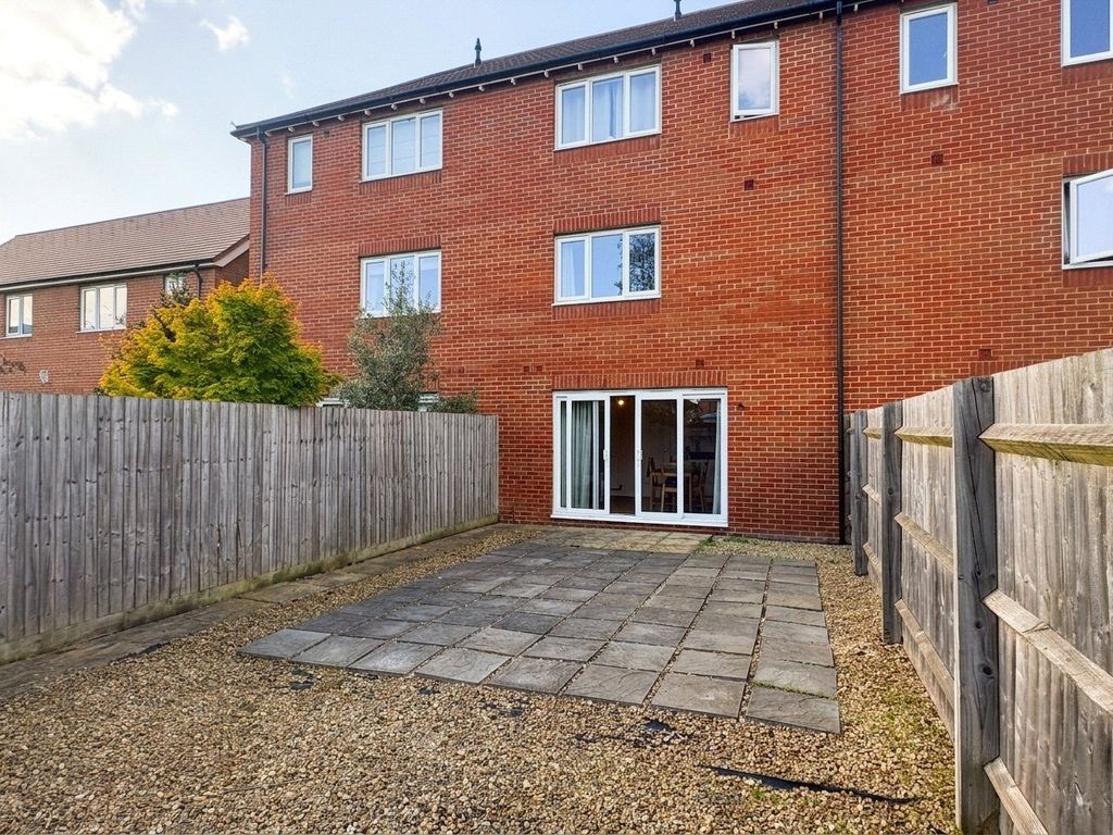 Property photo 3 of 7 Picture No. 02