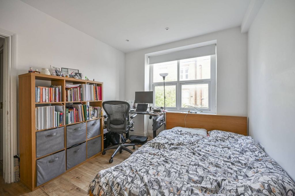 Property photo 3 of 8