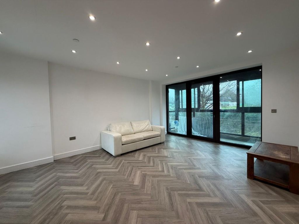 Property photo 1 of 12 01.Jpg