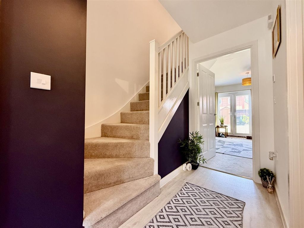 Property photo 2 of 17 2