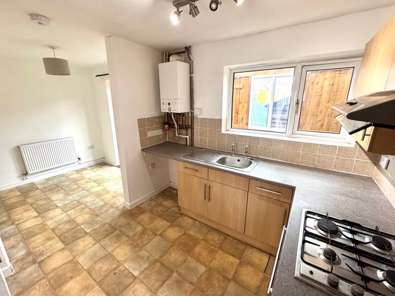 Property photo 2 of 9 Photo 8