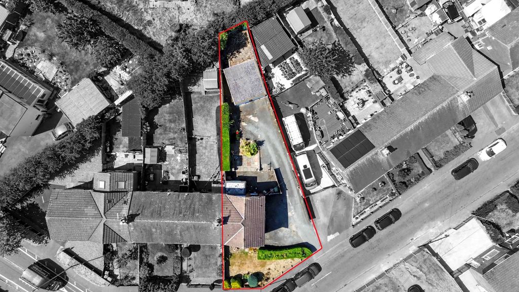 Property photo 2 of 23 Dji_0231