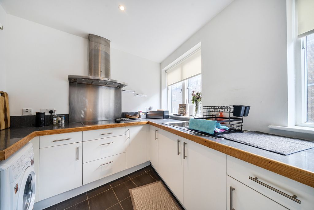 Property photo 3 of 15 Kitchen