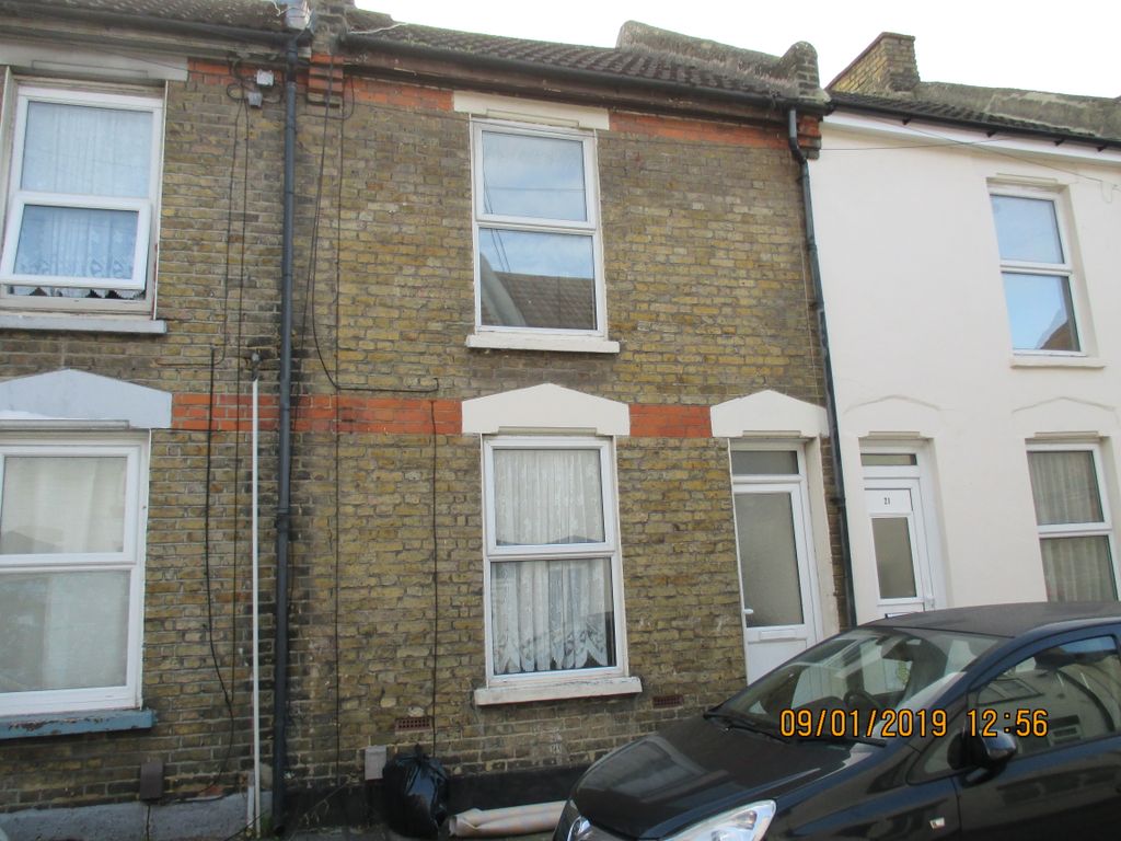 Property photo 1 of 6