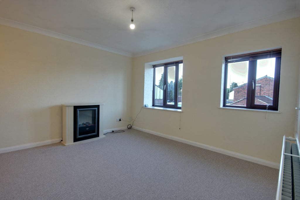 Property photo 3 of 15 1 Lounge A