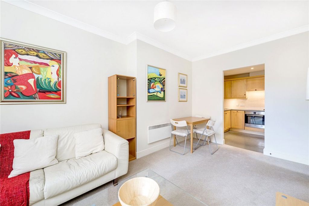 Property photo 1 of 4
