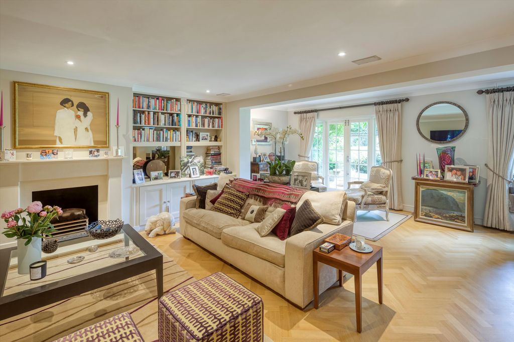 Property photo 1 of 18 Image