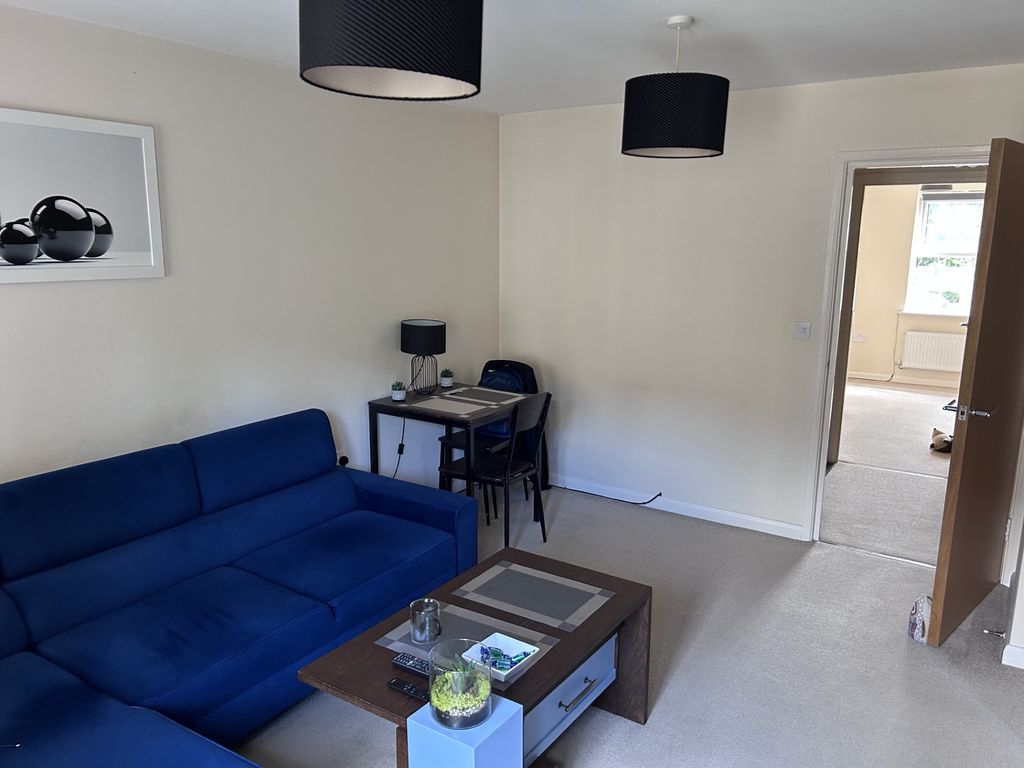 Property photo 2 of 6 Lounge