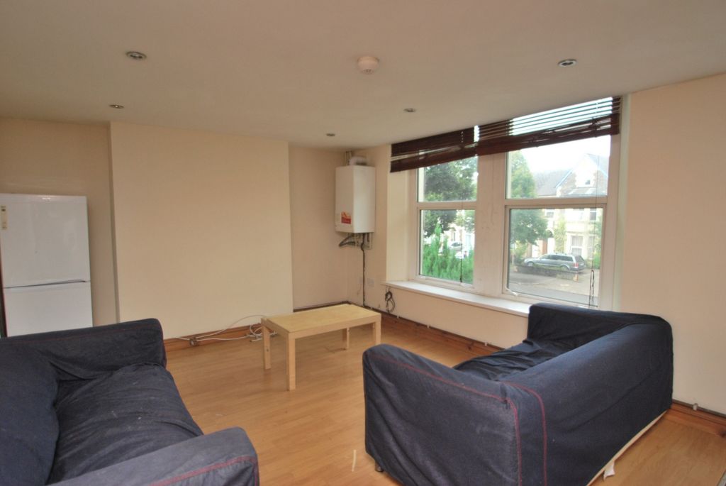 Property photo 2 of 10 Photo 3