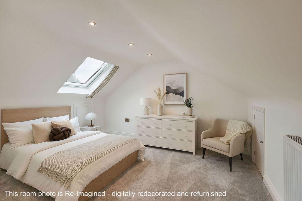 Property photo 2 of 23