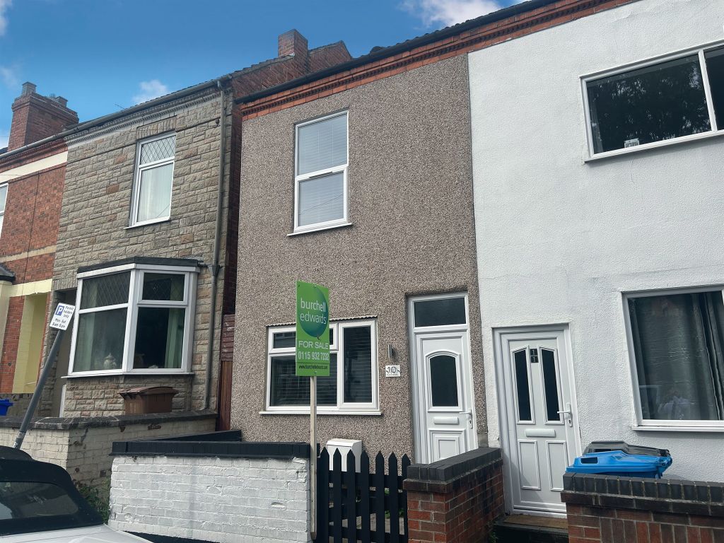 Property photo 1 of 17