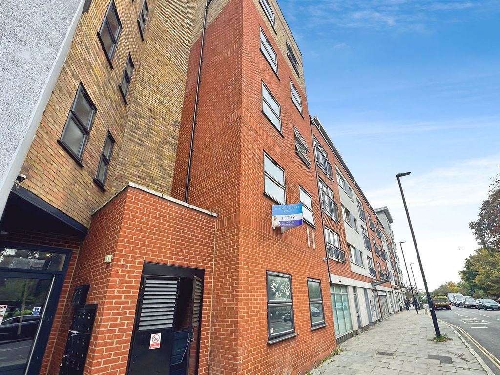 Property photo 2 of 5