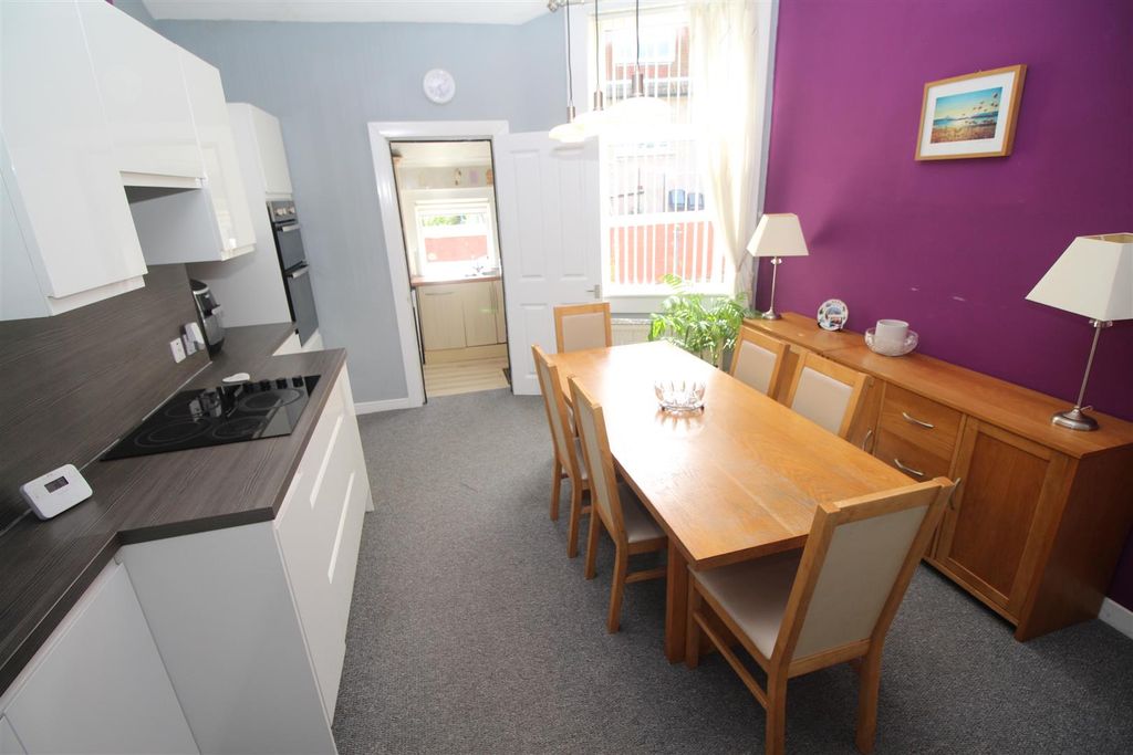 Property photo 3 of 30 Img_2390.Jpg