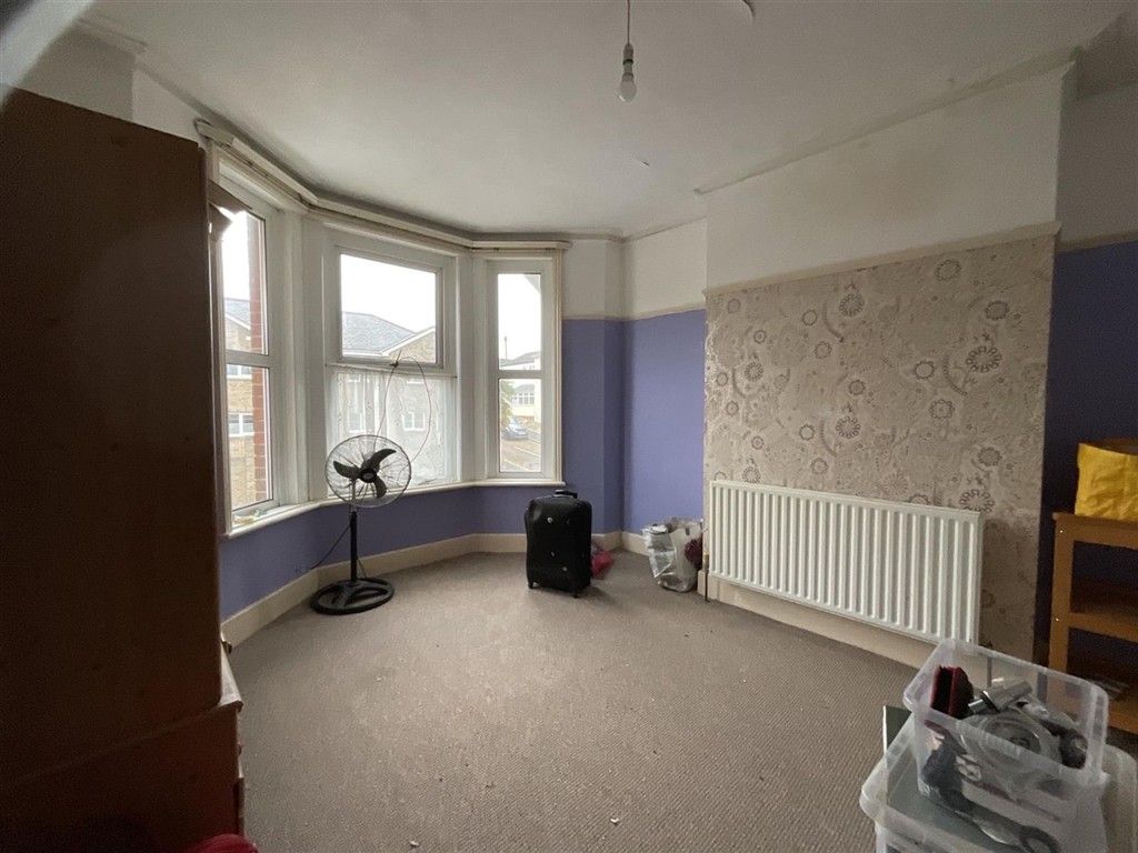 Property photo 2 of 4 Bedroom 1